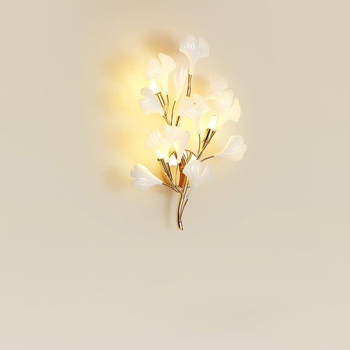 Gingko Sonia Wall Lamp - Mid Century Ceramic Sconce Light | Vinlighting | Vinlighting