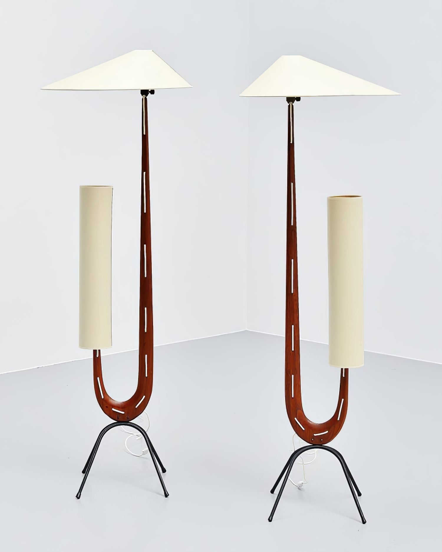 Giraffe Floor Lamp