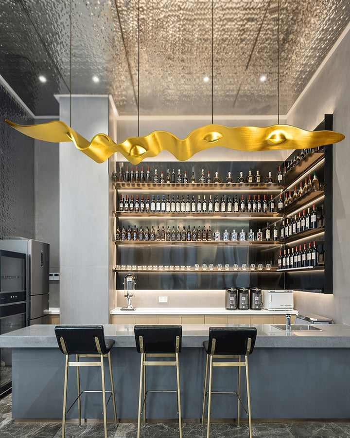 Gold Ribbon Chandelier – Modern Elegance with Soft, Stylish Lighting | Vinlighting | Vinlighting