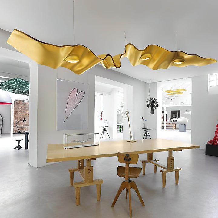 Gold Ribbon Chandelier – Modern Elegance with Soft, Stylish Lighting | Vinlighting | Vinlighting