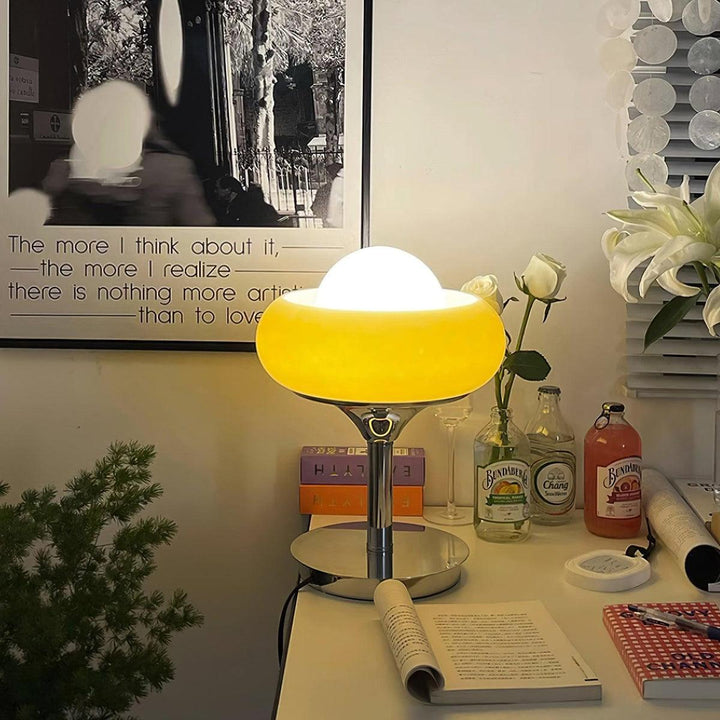Guzzini Glass Vintage Table Lamp - Vinlighting | Vinlighting | Vinlighting