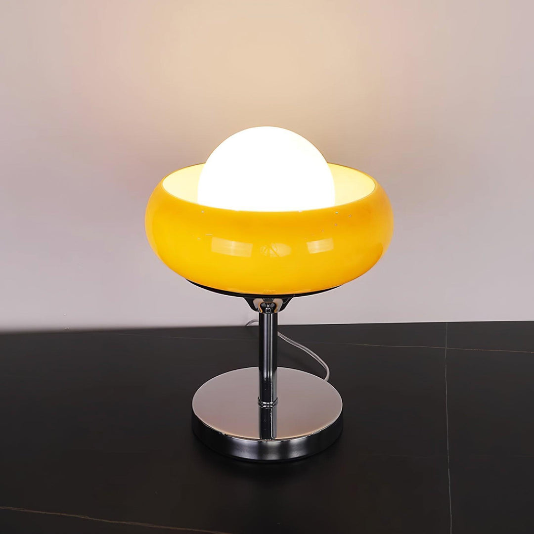 Guzzini Glass Vintage Table Lamp - Vinlighting | Vinlighting | Vinlighting
