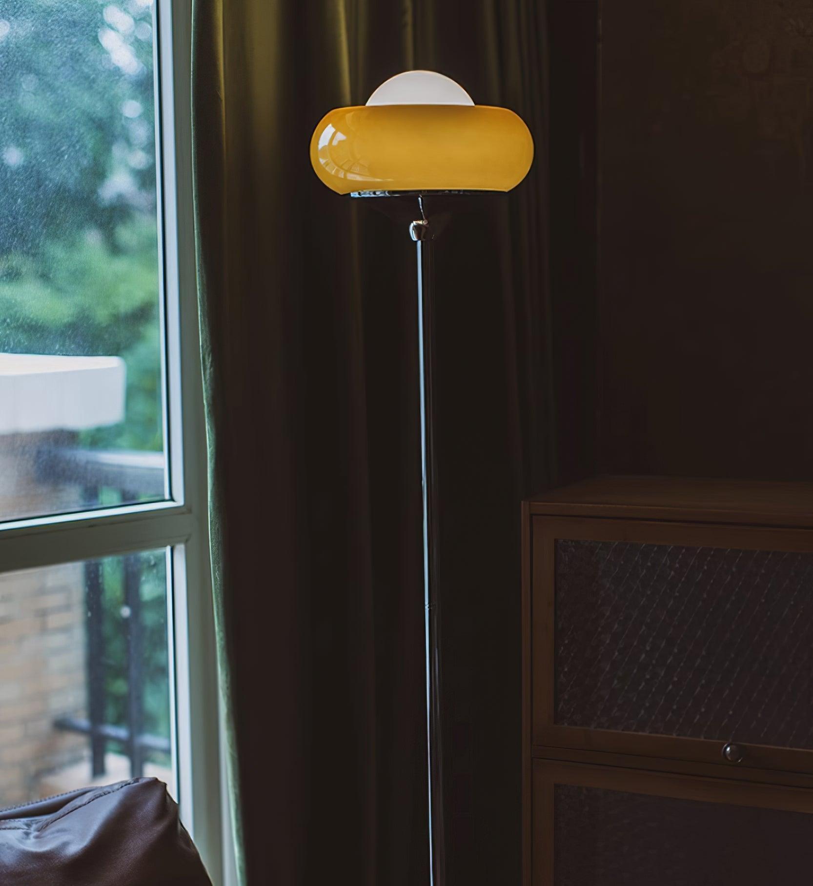 Guzzini Floor Lamp - Vinlighting