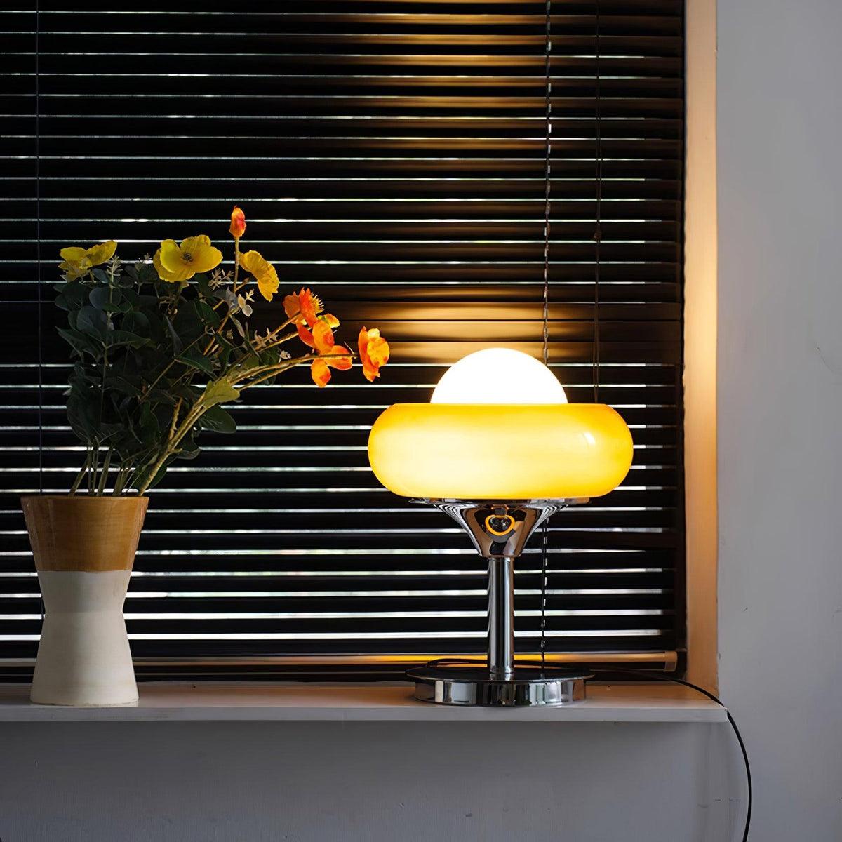 Guzzini Table Lamp - Vinlighting