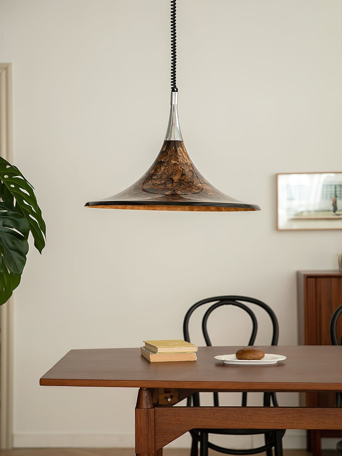 Horney Pendant Light