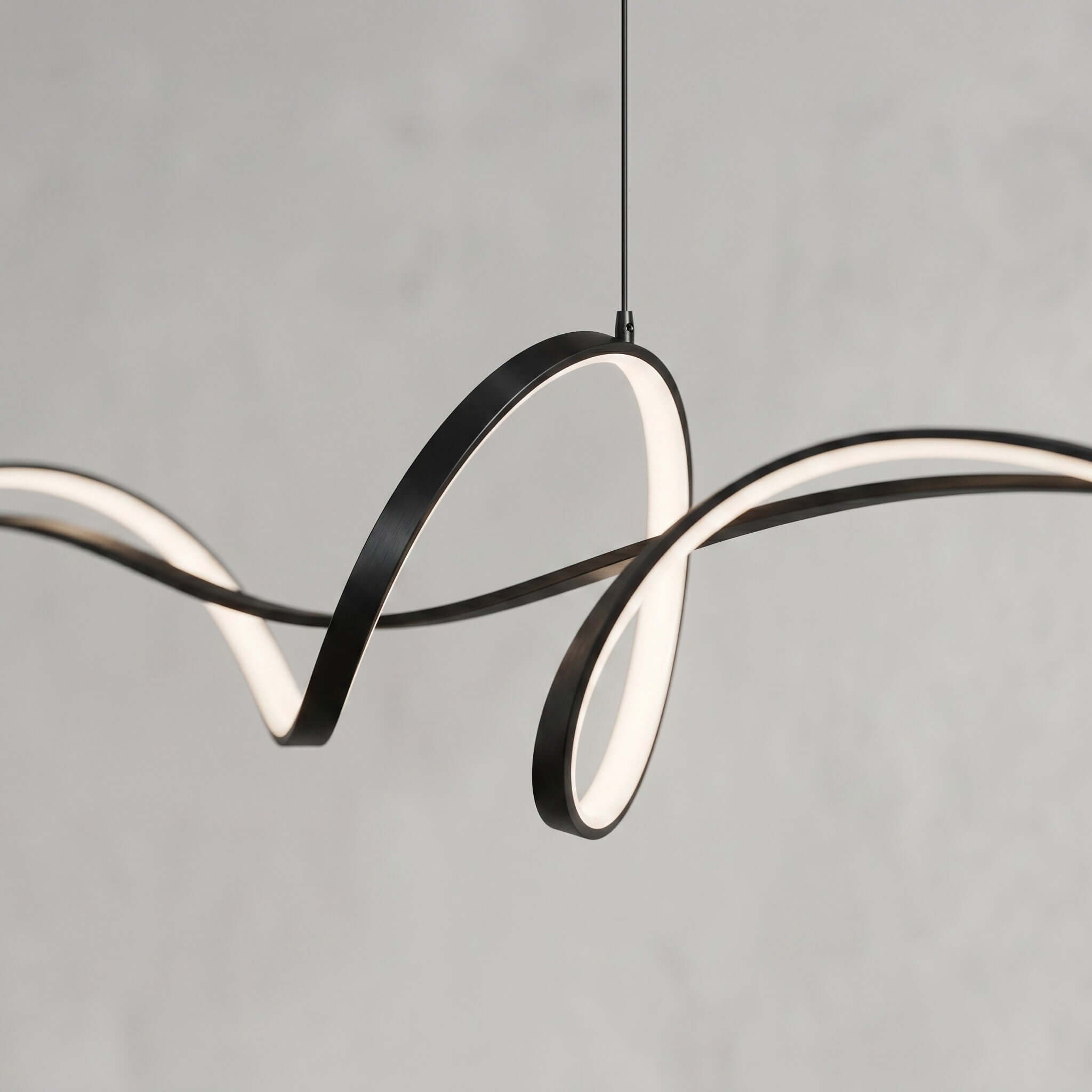 Inari Line Chandelier – Modern Minimalist Design for Dining Rooms