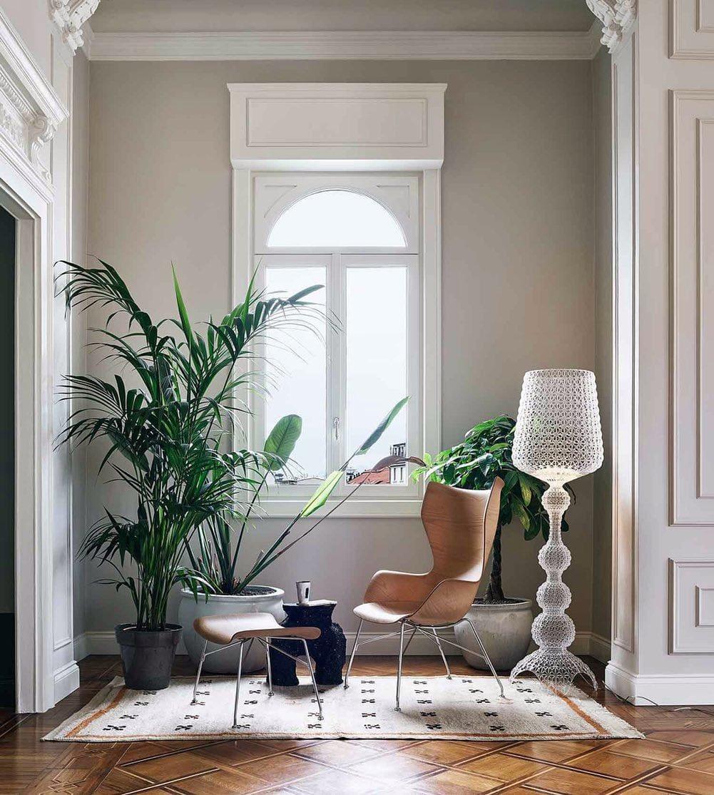 Kabuki Floor Lamp - Elegant Acrylic Design, Colorful Light & Style | Vinlighting | Vinlighting