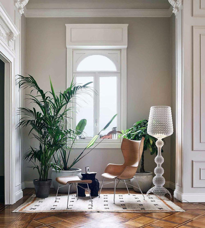 Kabuki Floor Lamp - Elegant Acrylic Design, Colorful Light & Style | Vinlighting | Vinlighting