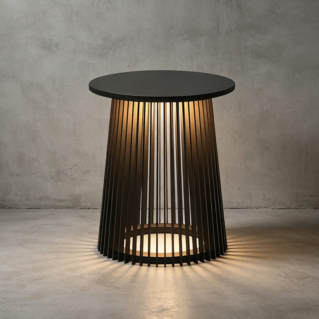Kaelis Outdoor Floor Lamp