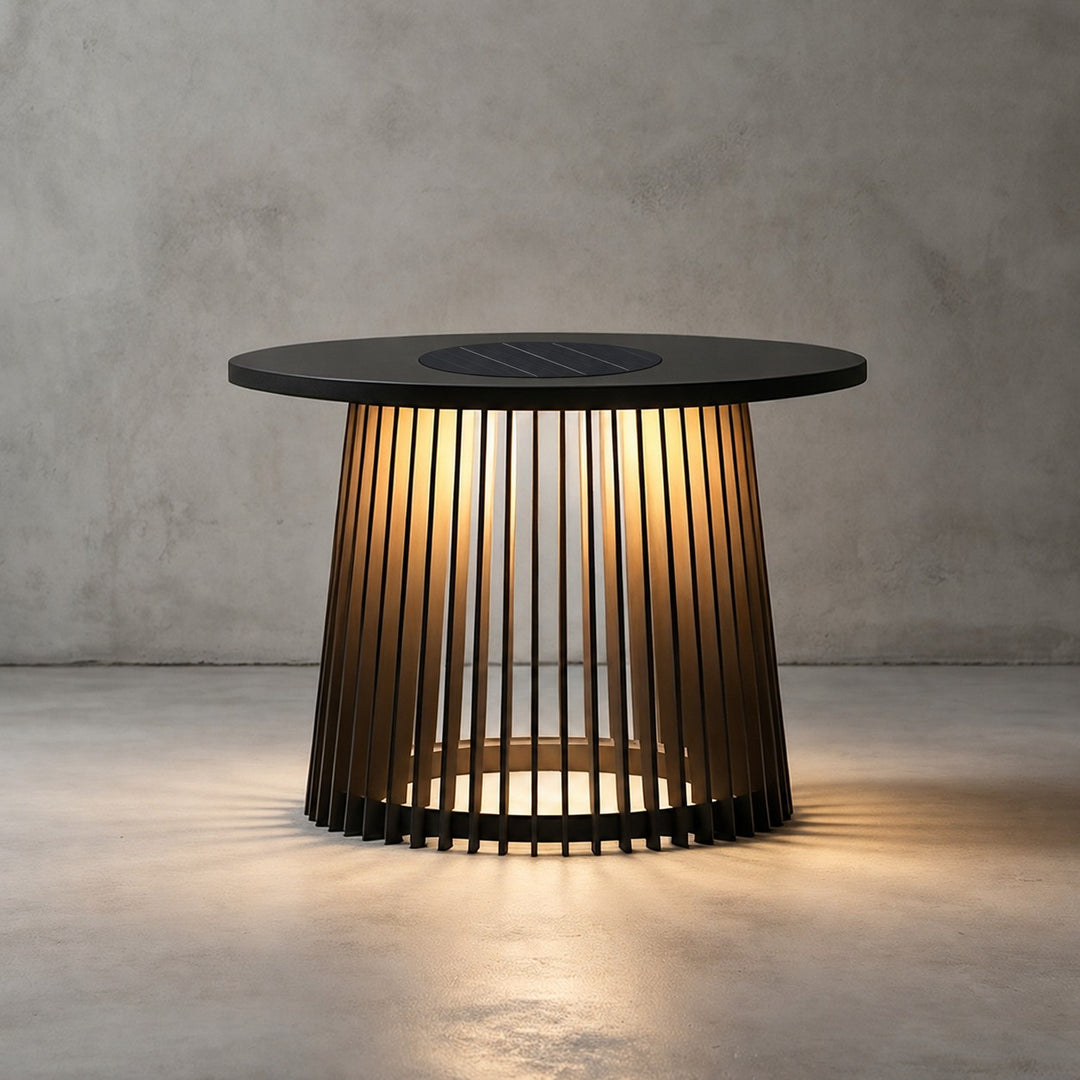 Kaelis Outdoor Floor Lamp