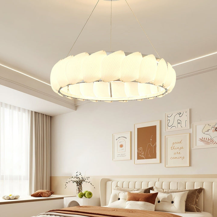Katos Chandelier – Modern Acrylic Light for Bedroom & Dining | Vinlighting