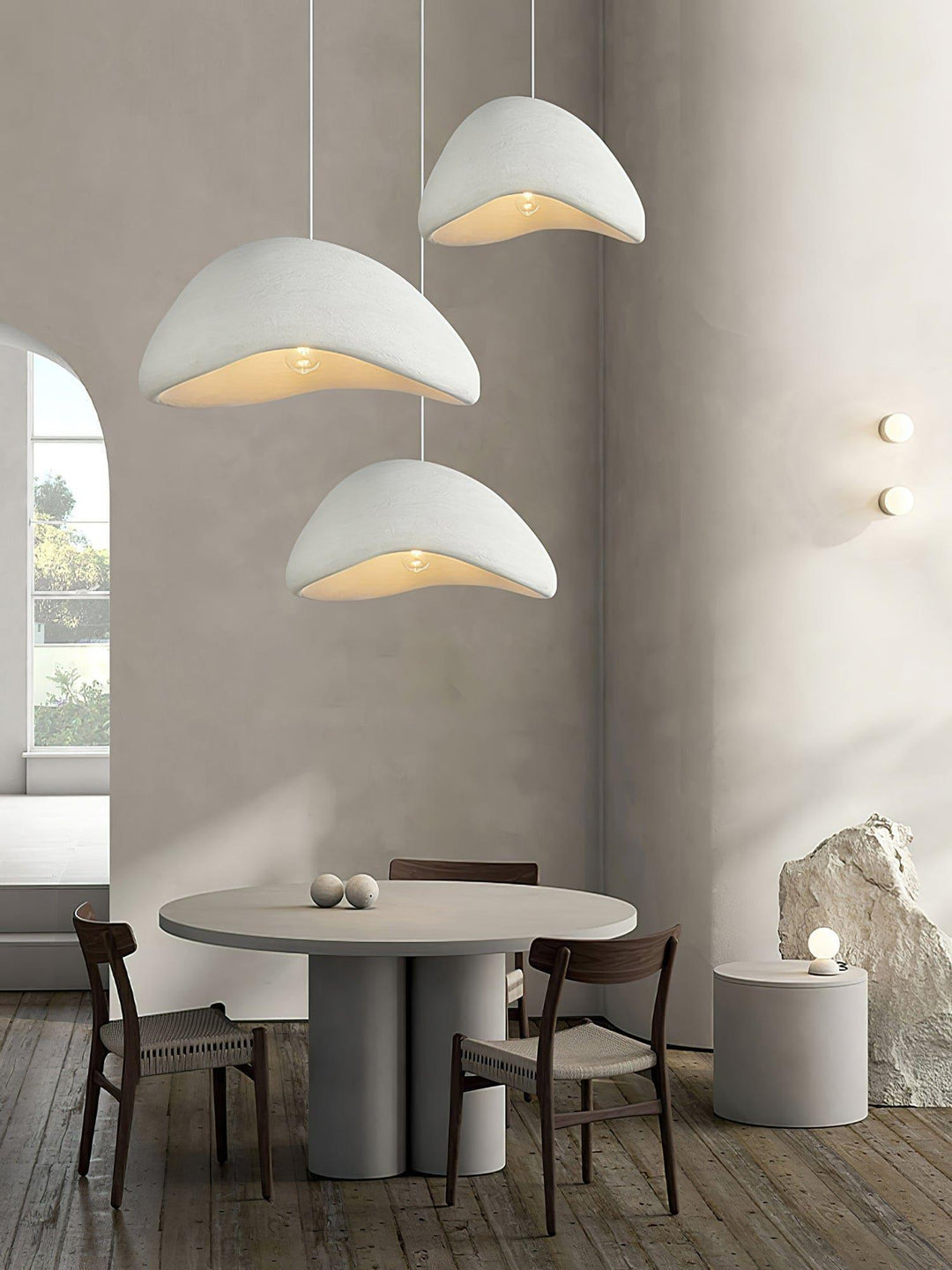 Khmara Halia | Resin Pendant Light for Bedroom in Art Deco White | Vinlighting | Vinlighting