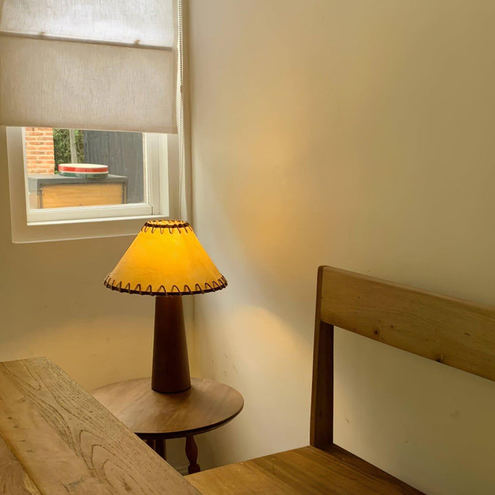 Kibo Wood Table Lamp - Vintage Charm | Vinlighting | Vinlighting | Vinlighting