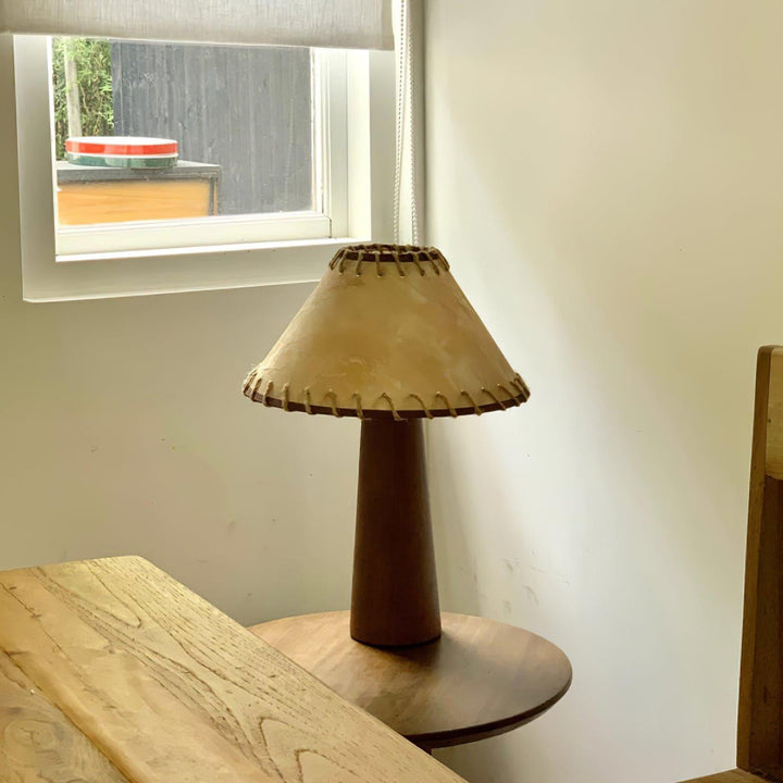 Kibo Wood Table Lamp - Vintage Charm | Vinlighting | Vinlighting | Vinlighting