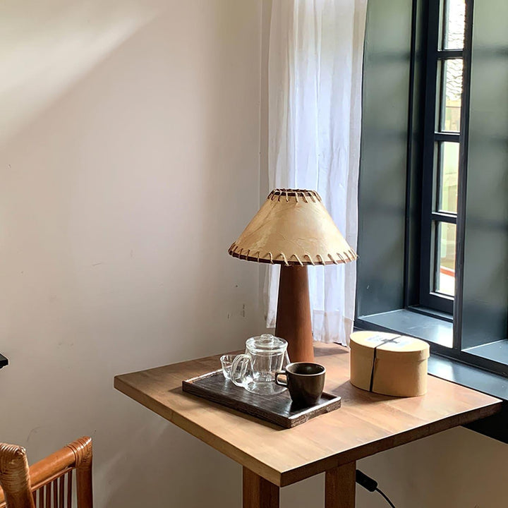 Kibo Wood Table Lamp - Vintage Charm | Vinlighting | Vinlighting | Vinlighting