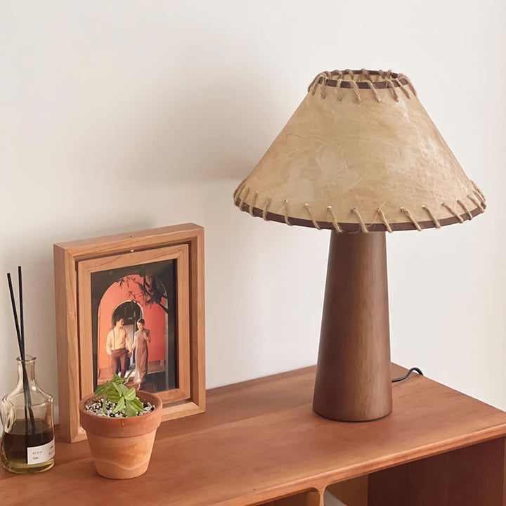 Kibo Wood Table Lamp - Vintage Charm | Vinlighting | Vinlighting | Vinlighting