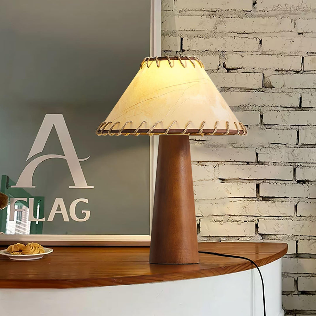 Kibo Wood Table Lamp - Vintage Charm | Vinlighting | Vinlighting | Vinlighting