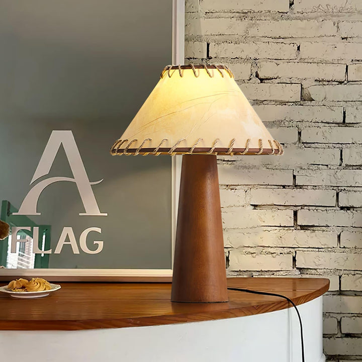 Kibo Wood Table Lamp - Vintage Charm | Vinlighting | Vinlighting | Vinlighting