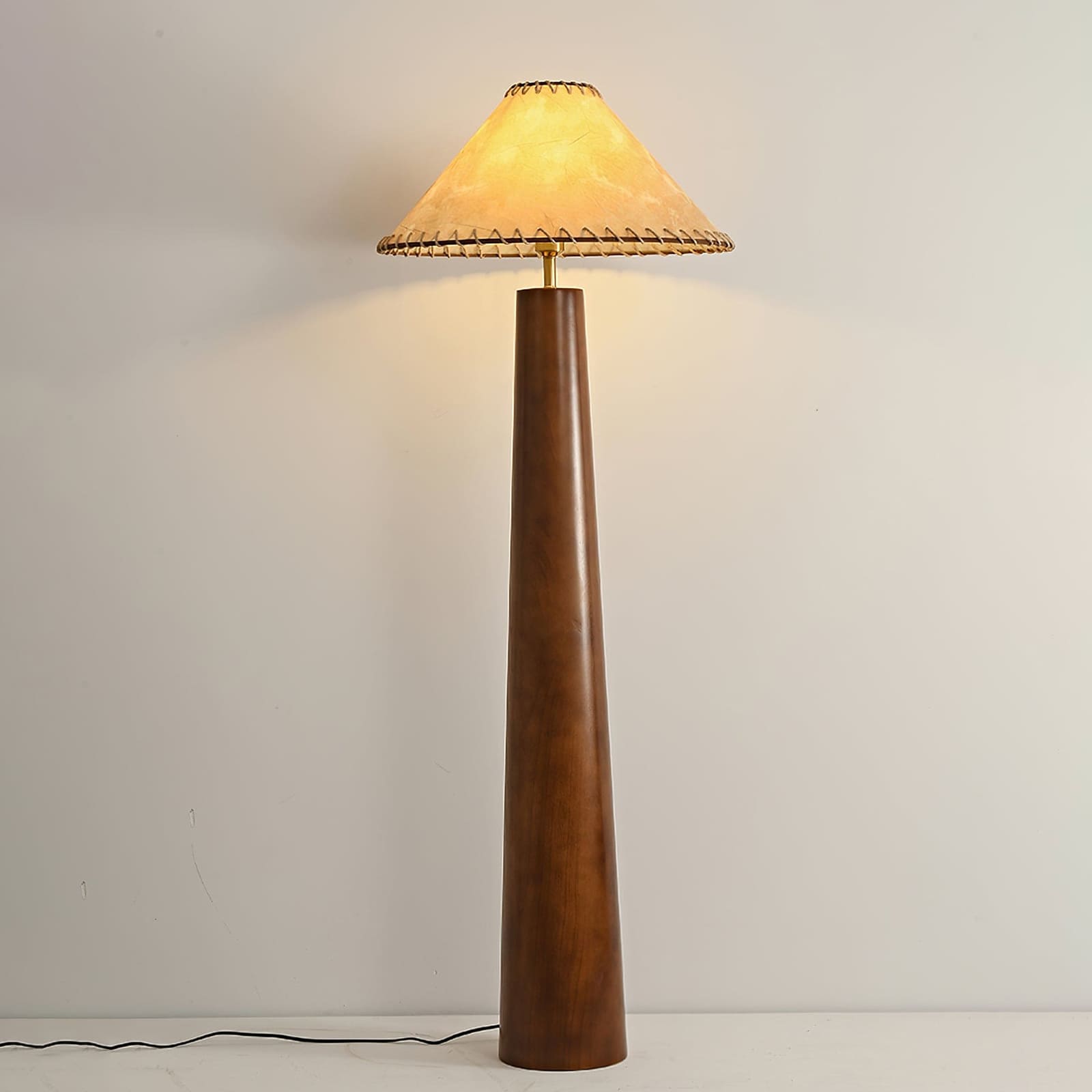 Kibo Wood Floor Lamp - Vinlighting