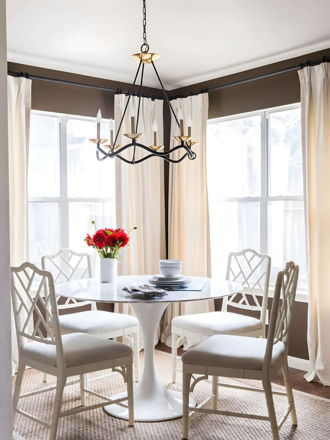 Kira Movo Chandelier