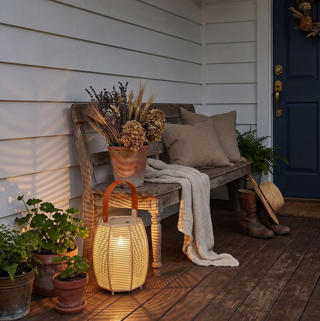 Kivora LED Outdoor Light - Portable Rattan Solar Outdoor Lamp