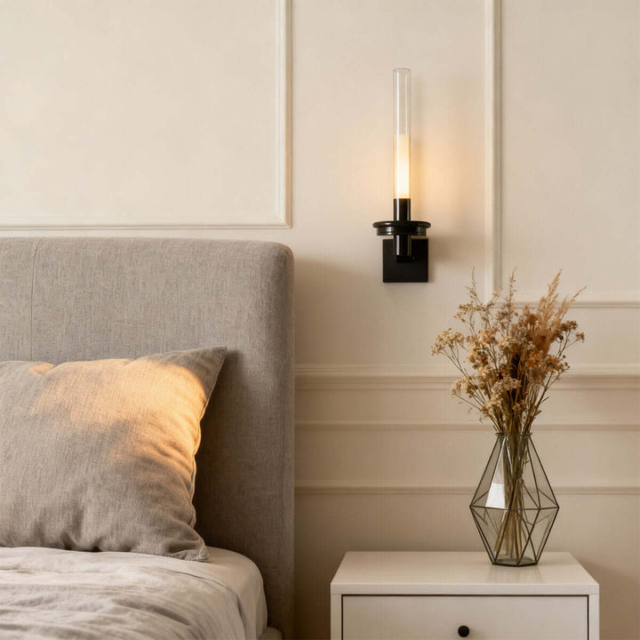Kyvona Wall Lamp