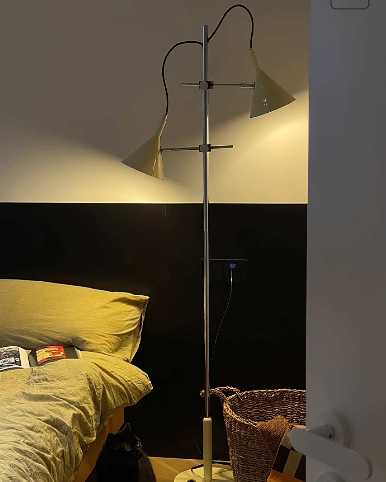 Laiton Floor Lamp - Vinlighting