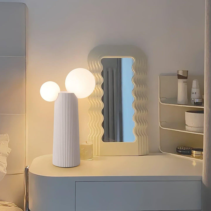 Land Table Lamp - Green, Red & Glass | Vinlighting | Vinlighting | Vinlighting