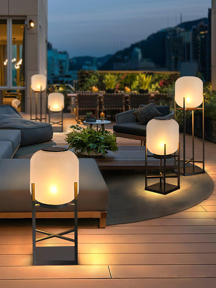 Lantern Outdoor Floor Lamp | Solar Light | Vinlighting | Vinlighting | Vinlighting