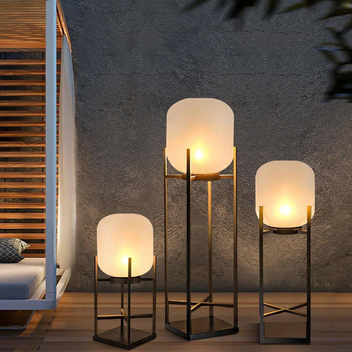 Lantern Outdoor Floor Lamp | Solar Light | Vinlighting | Vinlighting | Vinlighting
