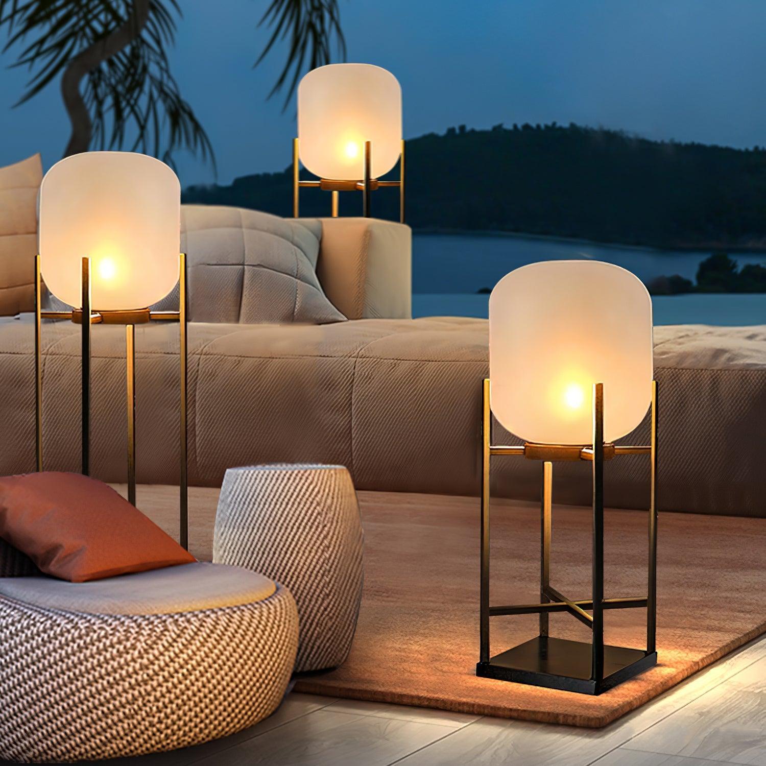 Lantern Outdoor Floor Lamp - Vinlighting