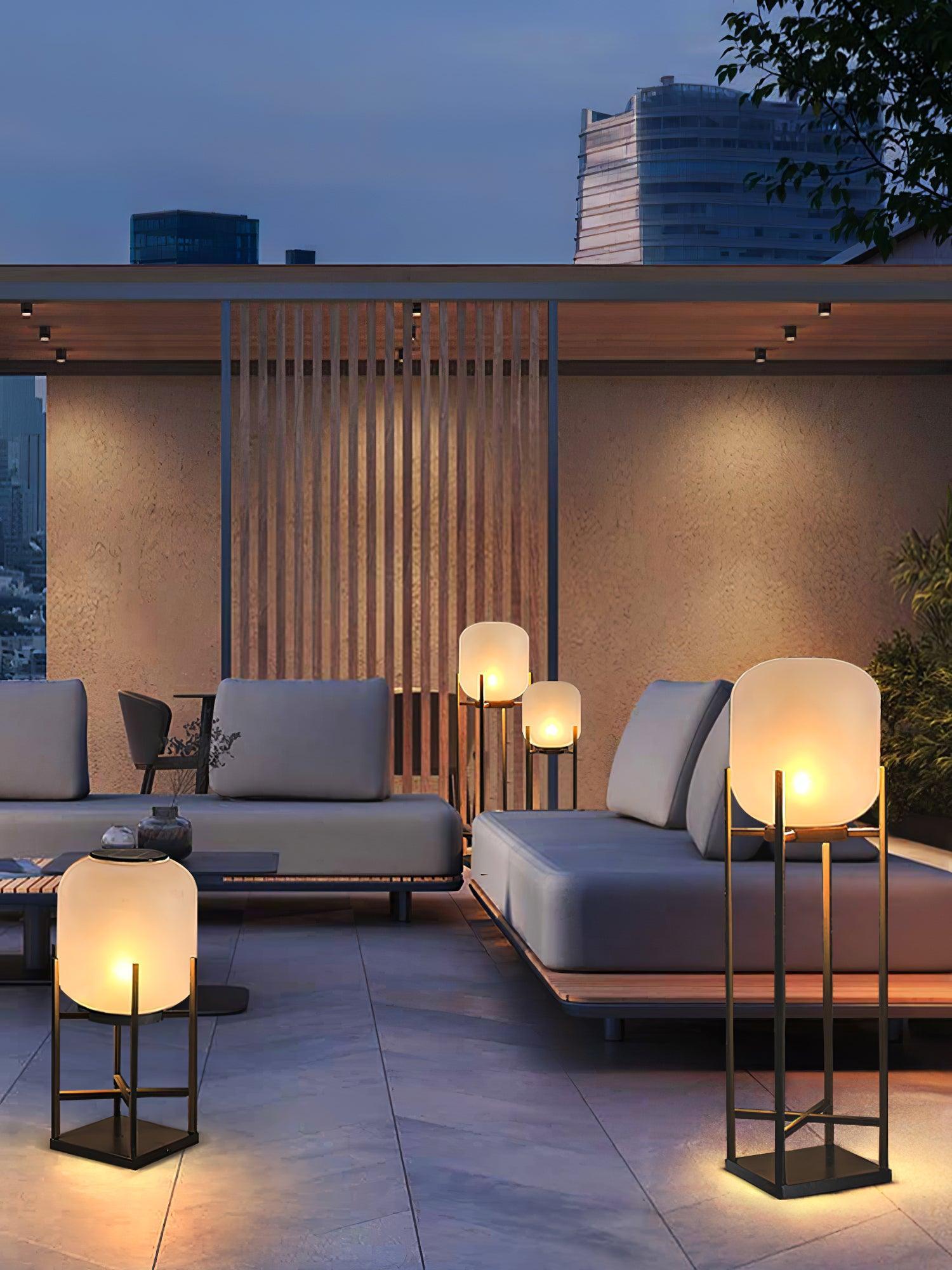 Lantern Outdoor Floor Lamp - Vinlighting