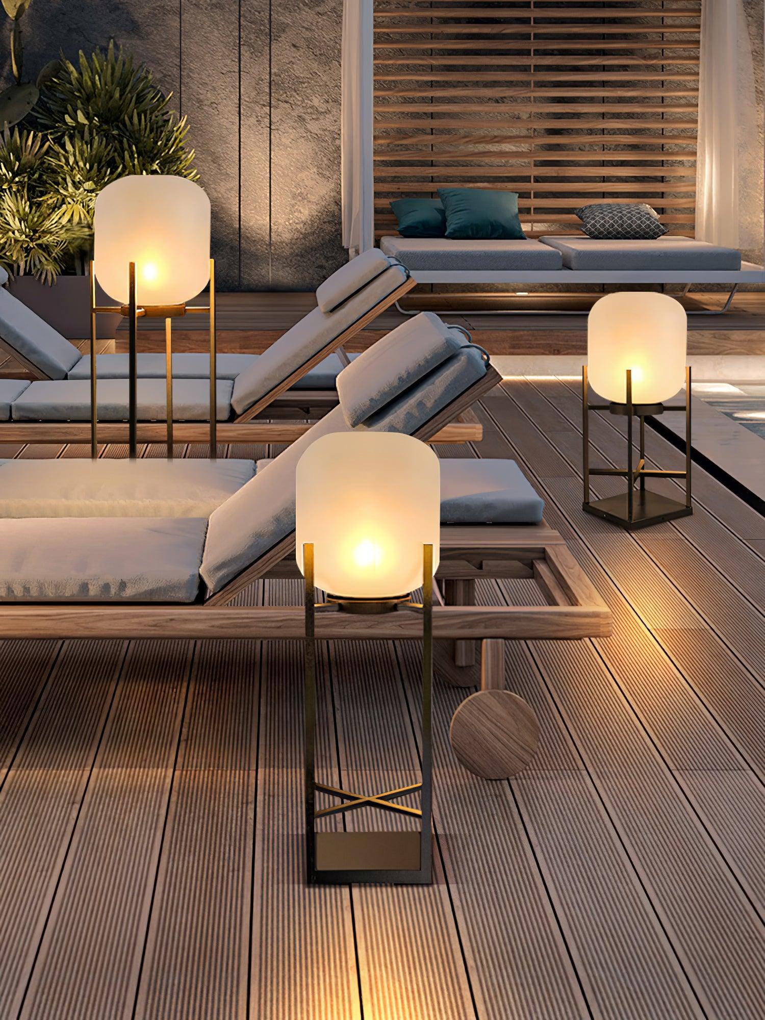 Lantern Outdoor Floor Lamp - Vinlighting