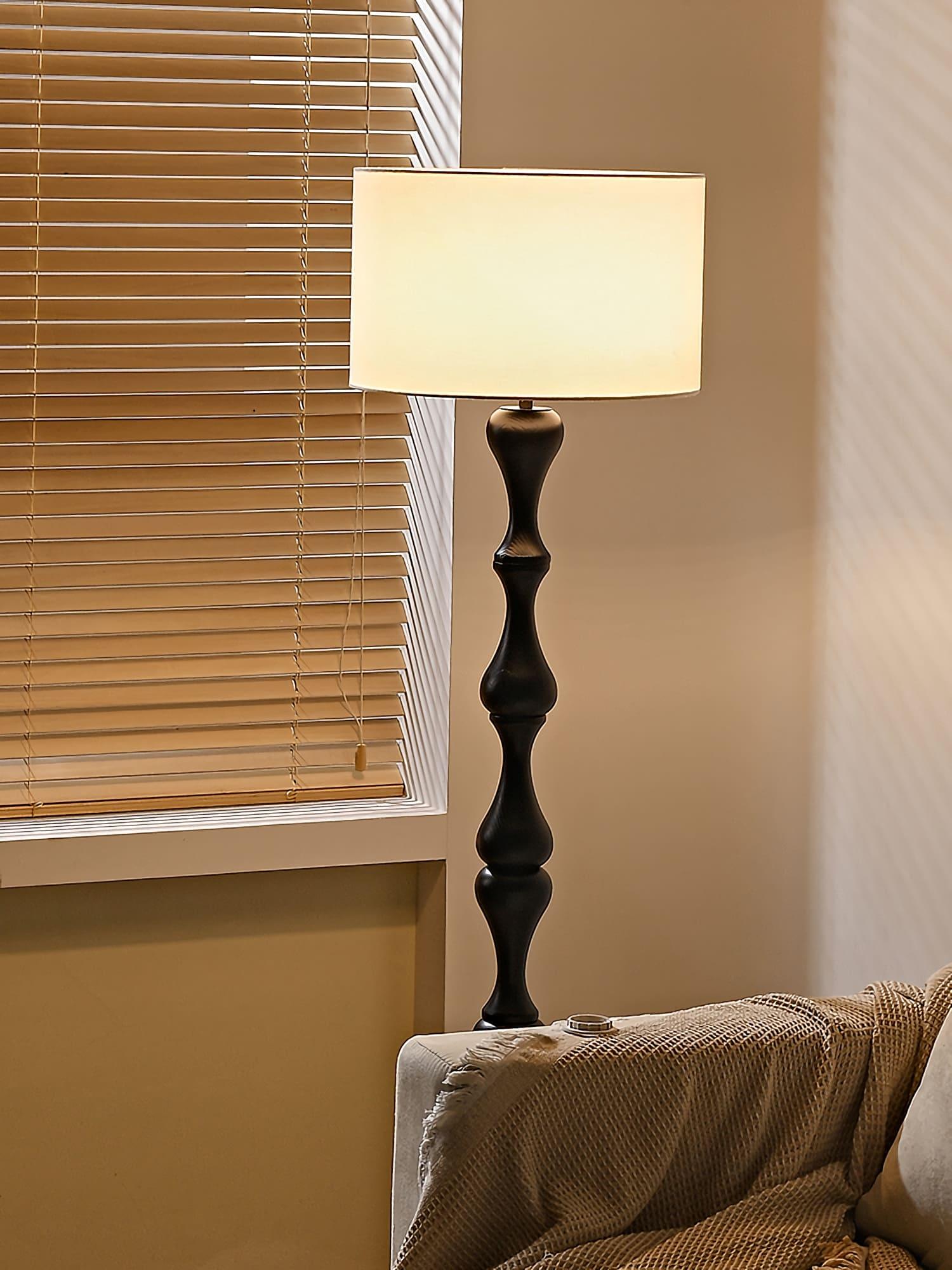 Laredo Floor Lamp - Vinlighting