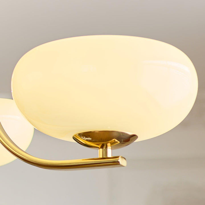 Larenta Rico Chandelier | Timeless Gold Vintage Lighting | Vinlighting | Vinlighting