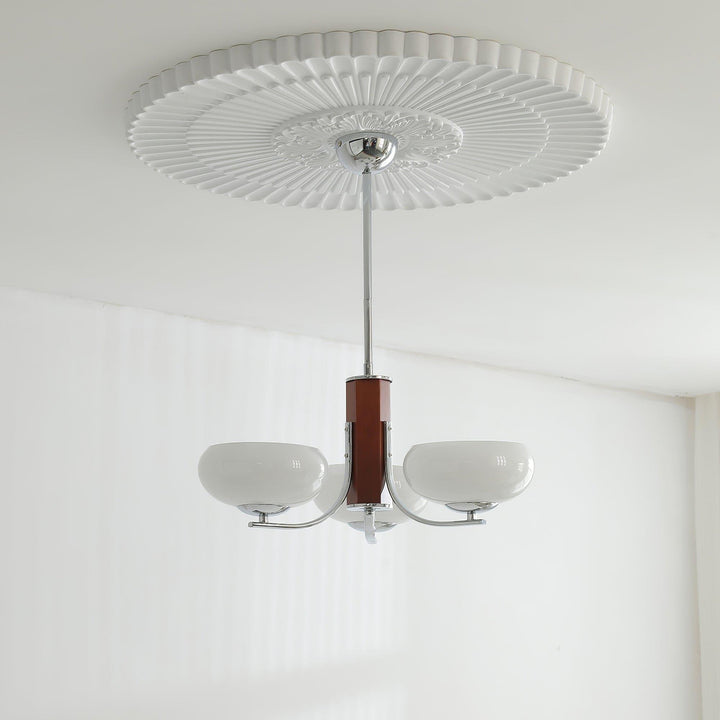 Larenta Rico Chandelier | Timeless Gold Vintage Lighting | Vinlighting | Vinlighting