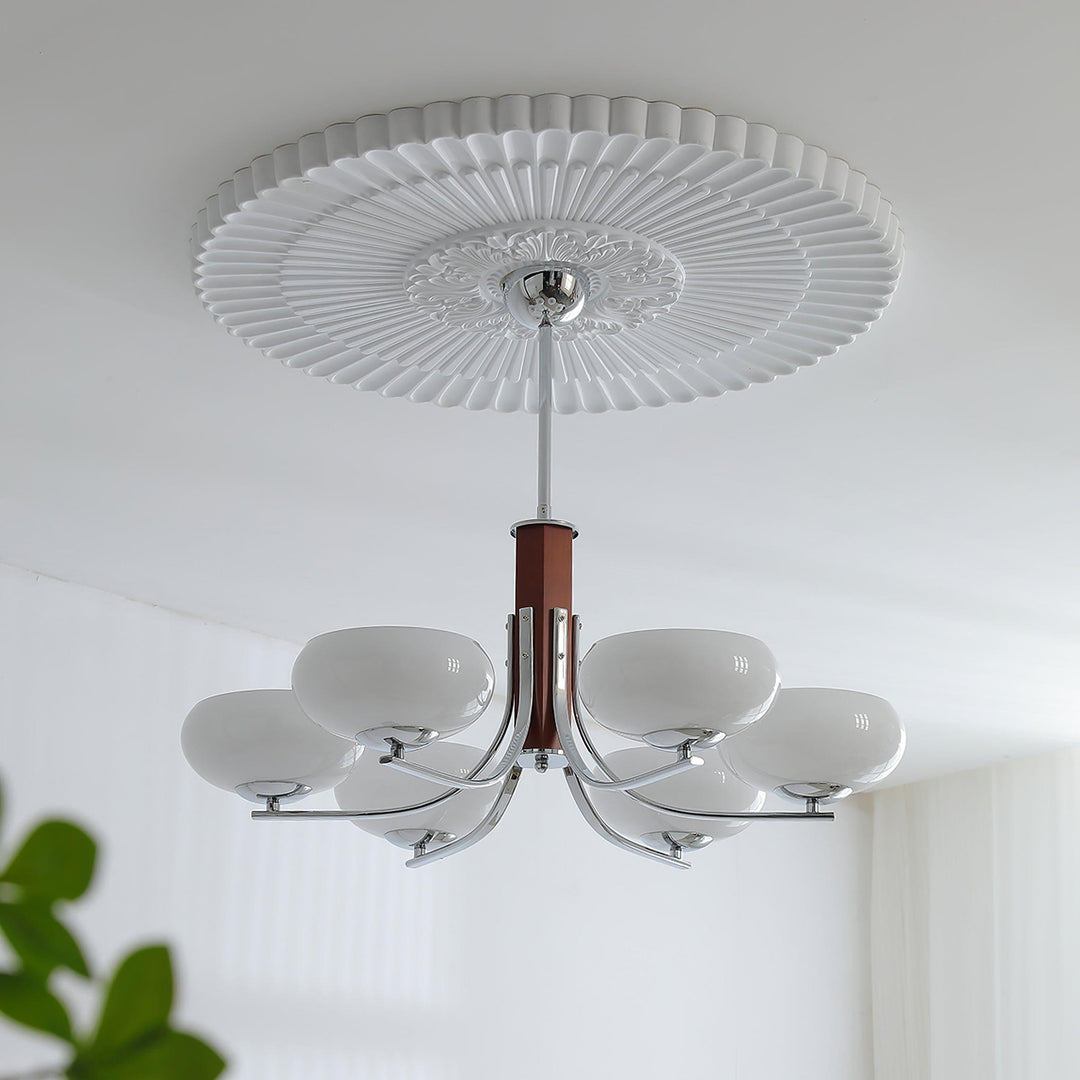 Larenta Rico Chandelier | Timeless Gold Vintage Lighting | Vinlighting | Vinlighting