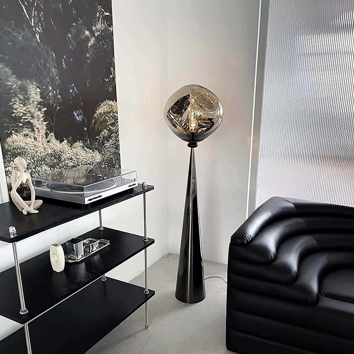 CONE フロアランプ Lava Cone Fat Floor Lamp - Unique Spherical Design & Ethereal Glow