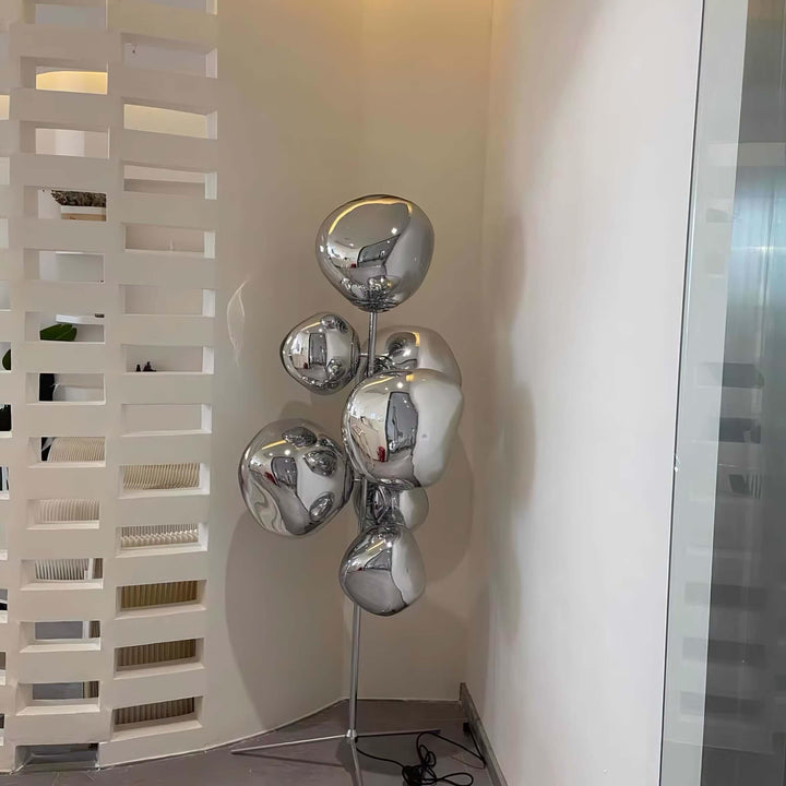 Lava Stand Floor Lamp - Gold Finish & Captivating Hot-Blown Acrylic | Vinlighting | Vinlighting