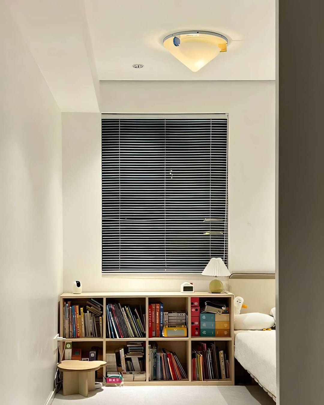 Lerivon Ceiling Lamp – Nordic Minimalist Artistic Vibe Light