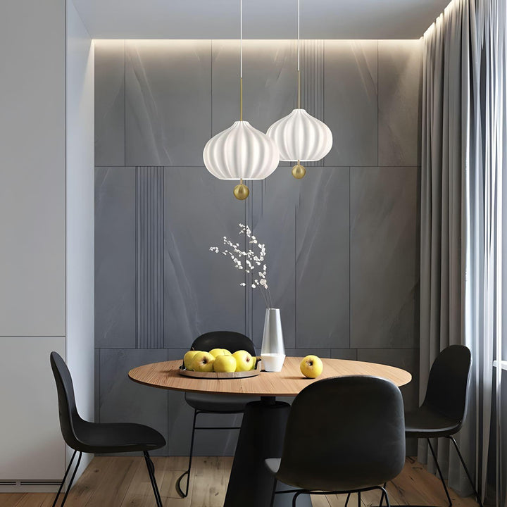Lilli Pendant Lamp | Modern Glass Hanging Light for Dining Room | Vinlighting | Vinlighting