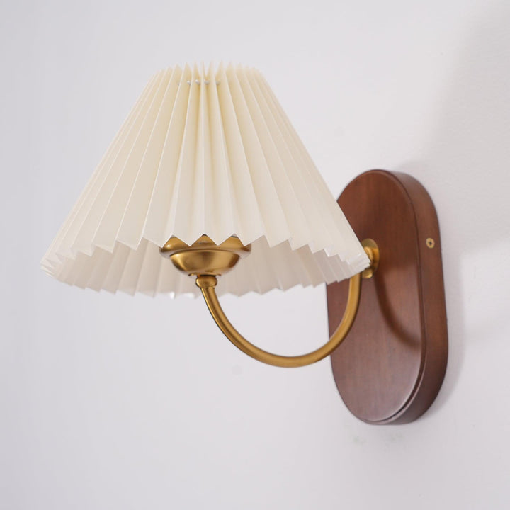 Louise Wall Lamp | Wood Vintage Light For Bedside | Vinlighting | Vinlighting | Vinlighting