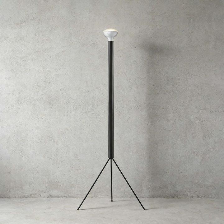 Lurvian Floor Lamp – Modern Minimalist Tripod Design