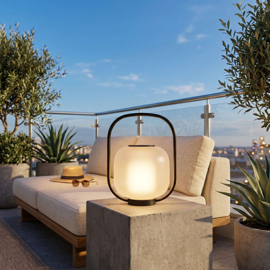 Luvano Outdoor Garden Lampp - Solar Patio Ambient Floor Lamp