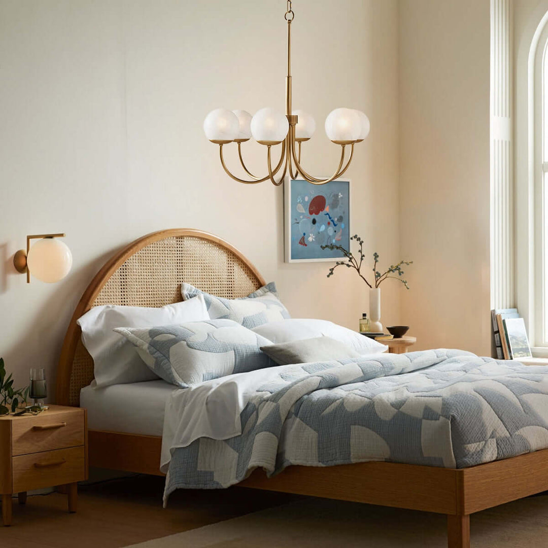 Lynix Chandelier – Nordic Minimalist Brass Chandelier