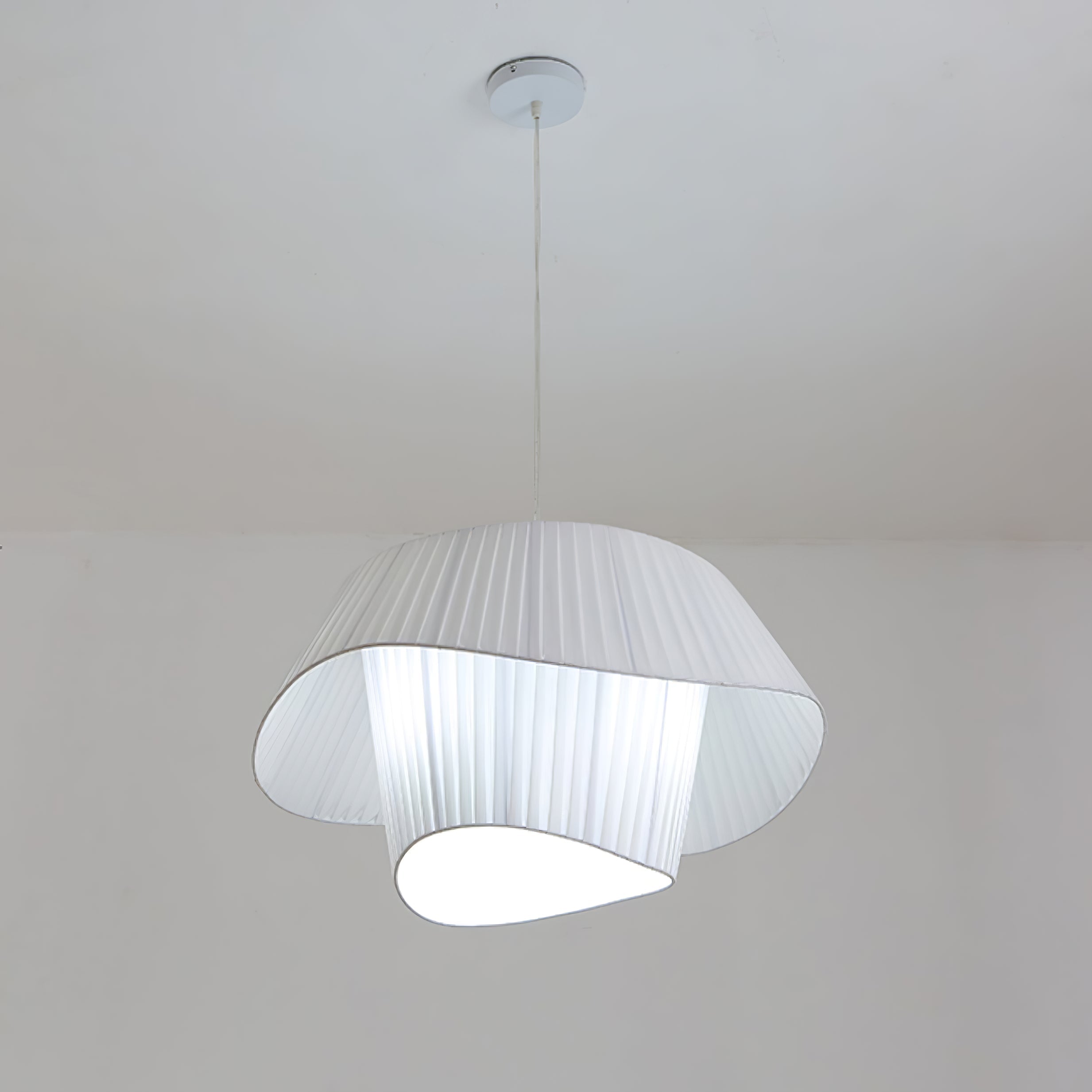 Madio Pendant Light