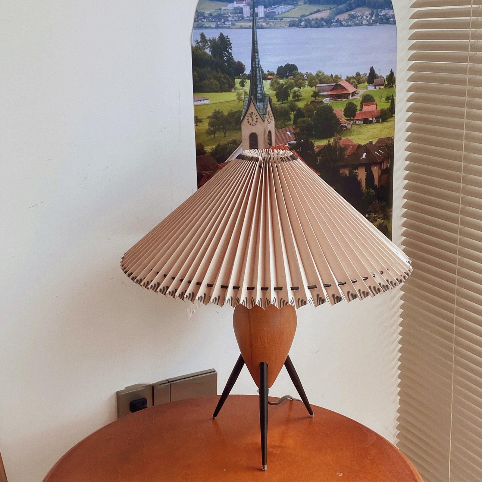 Makie Table Lamp - Vinlighting