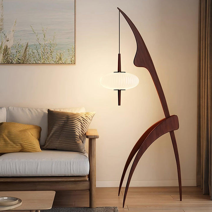 Mante Religieuse Floor Lamp - Vintage Wood Design & Bold Statement | Vinlighting | Vinlighting