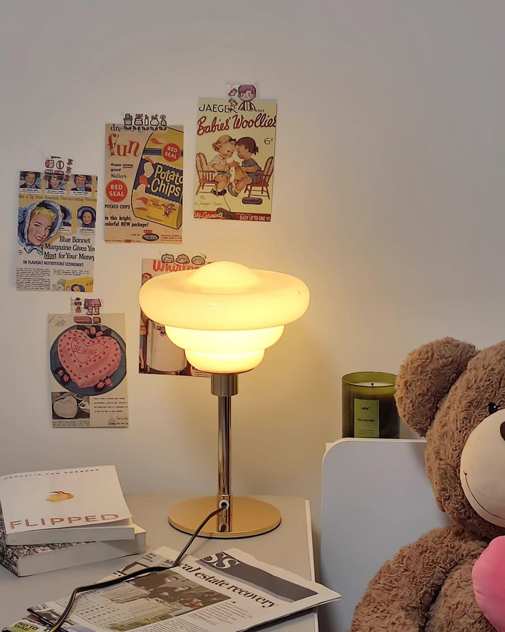 Metallica Table Lamp - Modern Green Glass | Vinlighting | Vinlighting | Vinlighting