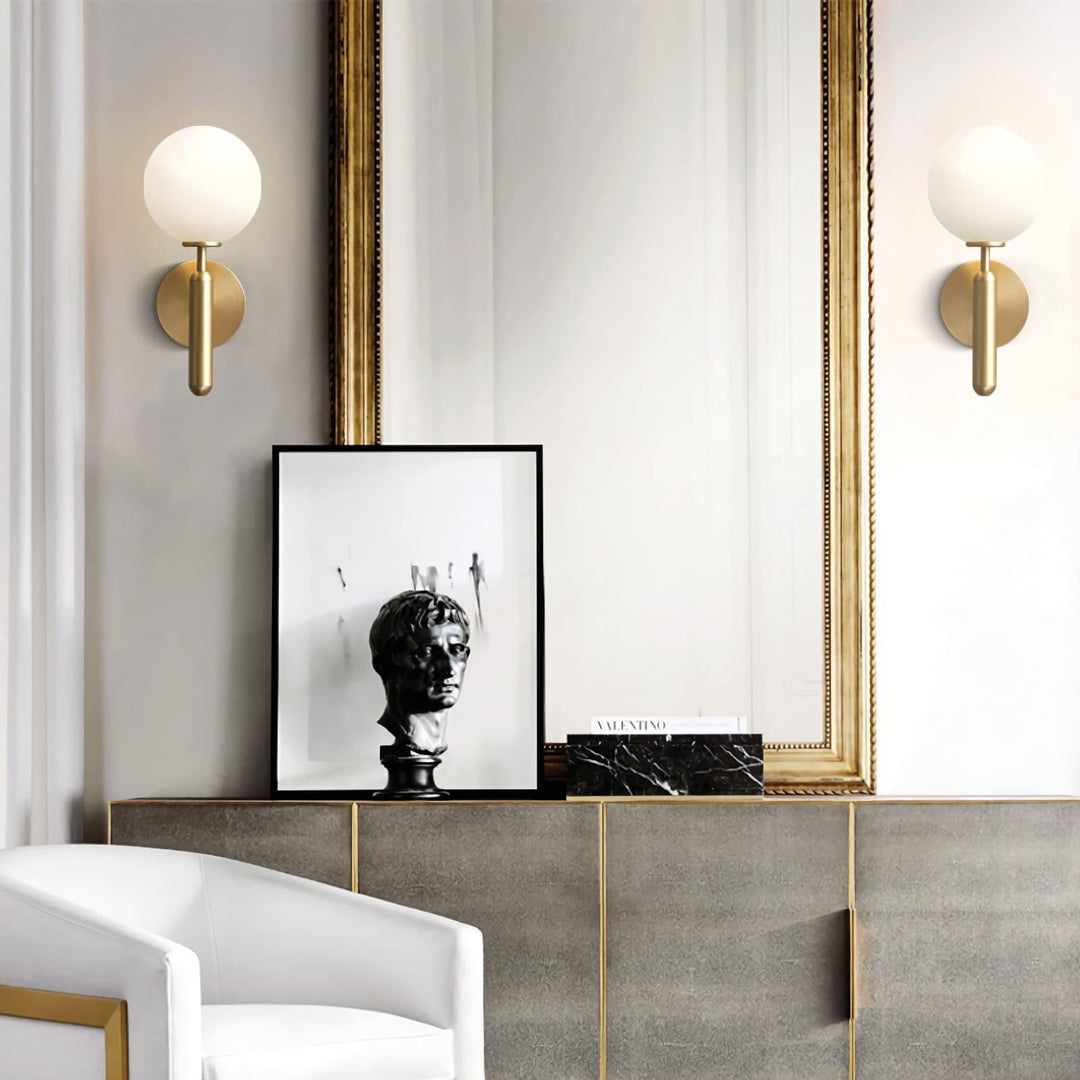 Miira Wall Light - Mid Century Brass Sconce | Vinlighting | Vinlighting